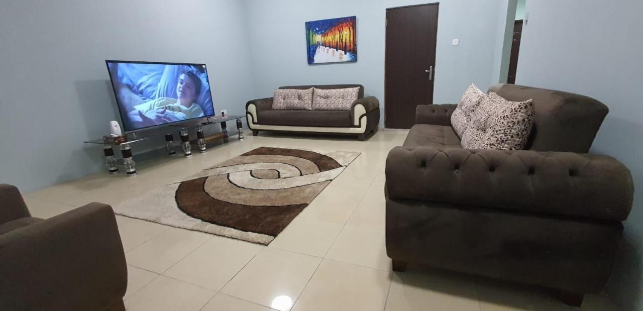 Legon City Mall Short Stay Apartments For Business And Vacation - East Legon أكرا المظهر الخارجي الصورة