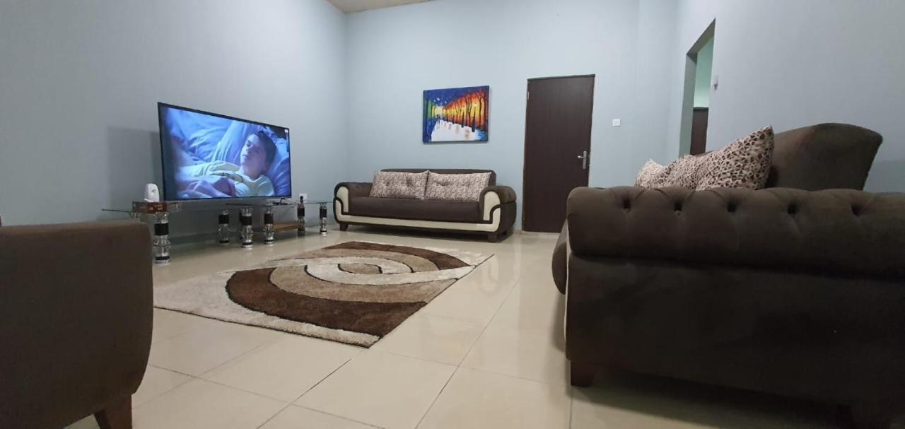 Legon City Mall Short Stay Apartments For Business And Vacation - East Legon أكرا المظهر الخارجي الصورة