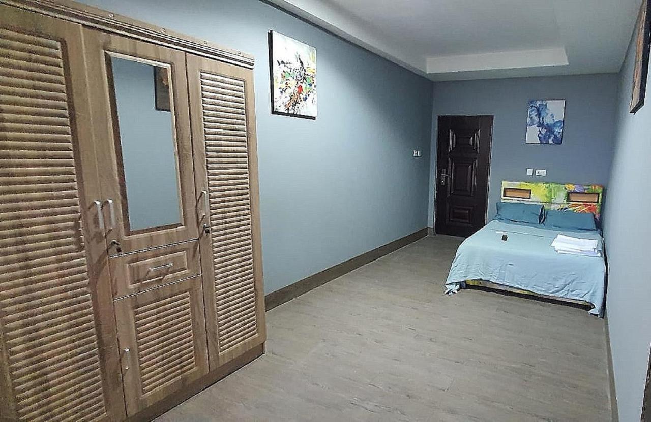 Legon City Mall Short Stay Apartments For Business And Vacation - East Legon أكرا المظهر الخارجي الصورة