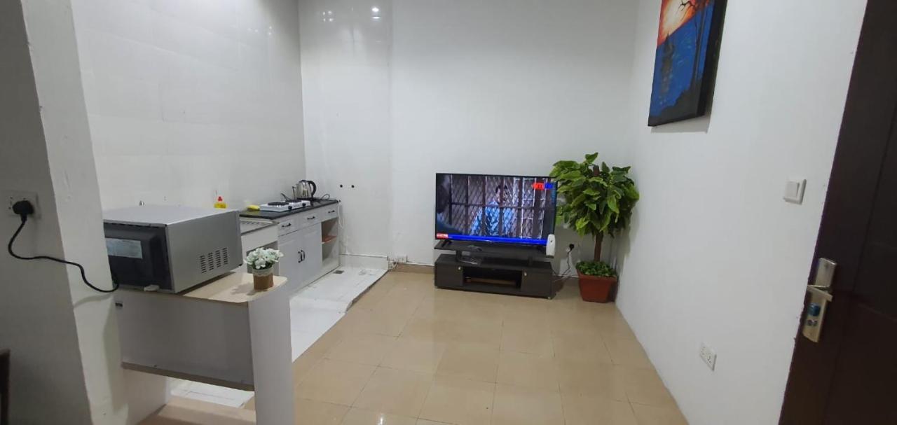 Legon City Mall Short Stay Apartments For Business And Vacation - East Legon أكرا المظهر الخارجي الصورة