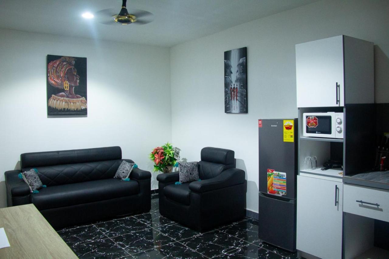Legon City Mall Short Stay Apartments For Business And Vacation - East Legon أكرا المظهر الخارجي الصورة