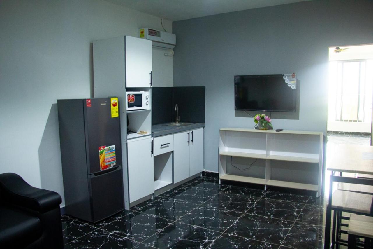 Legon City Mall Short Stay Apartments For Business And Vacation - East Legon أكرا المظهر الخارجي الصورة
